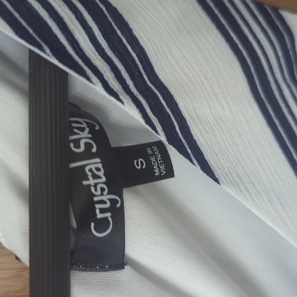 Crystal Sky White and Blue Striped Dress - Small - Picture 2 of 4